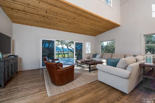 7470 Dry Creek Rd, Geyserville, CA 95441 photo 2