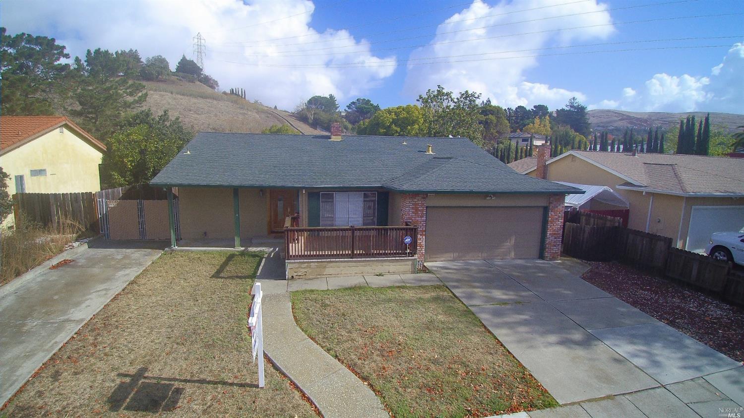 588 Brunswick Dr, Vallejo, CA 94591 photo 2