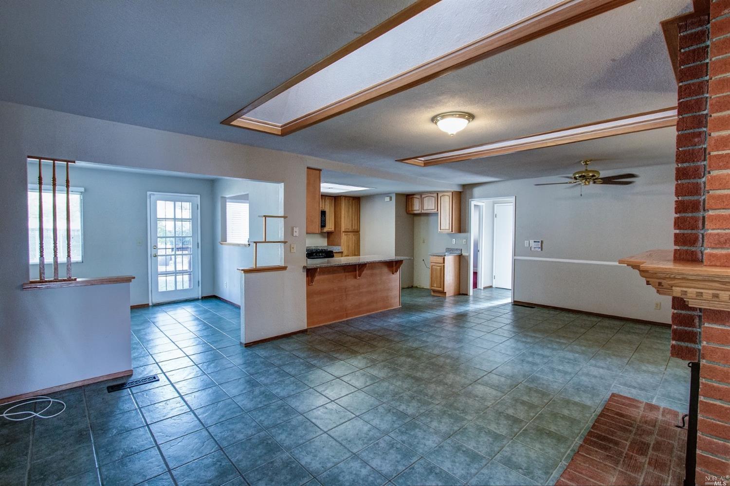 588 Brunswick Dr, Vallejo, CA 94591 photo 8