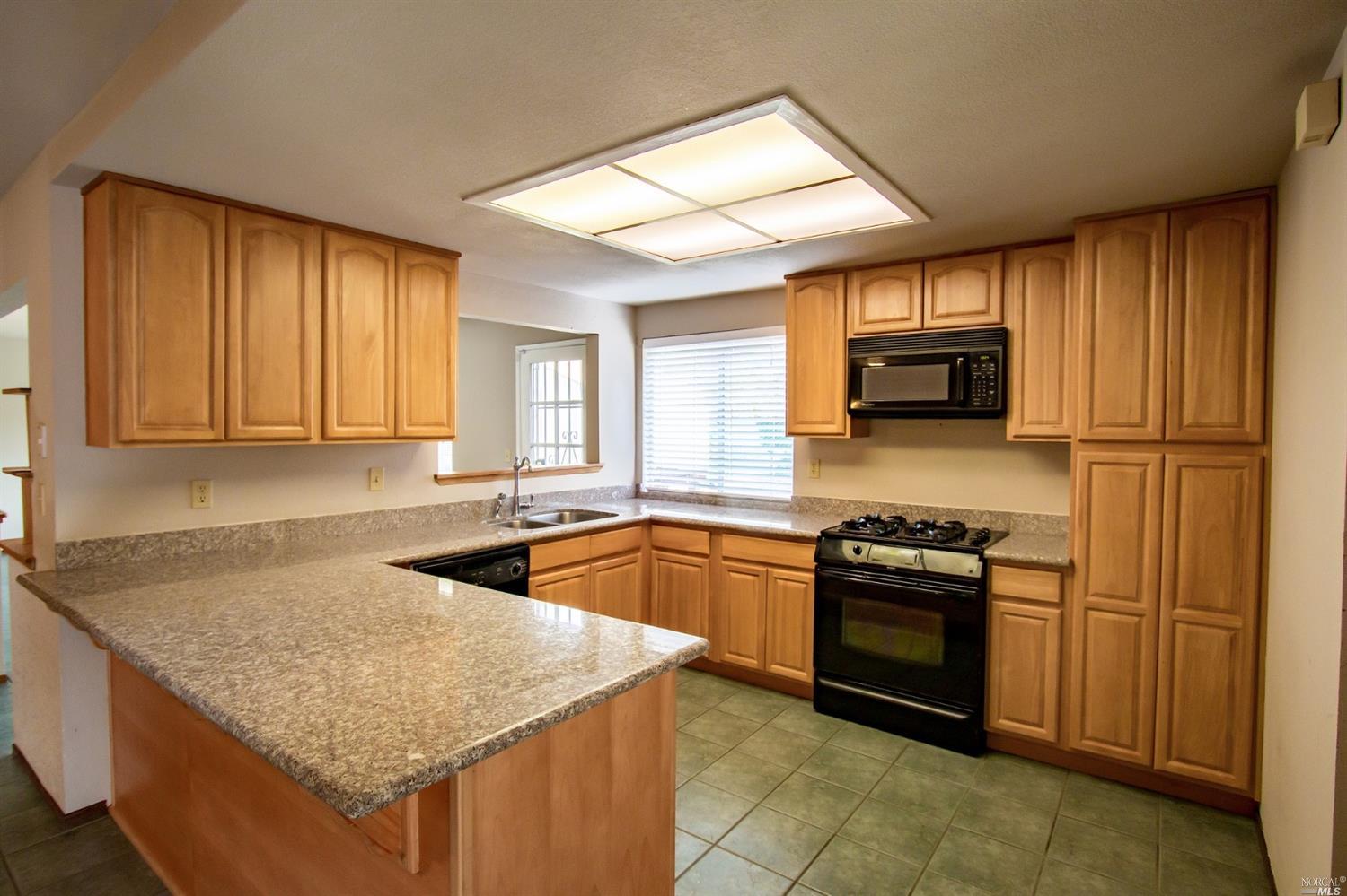 588 Brunswick Dr, Vallejo, CA 94591 photo 14