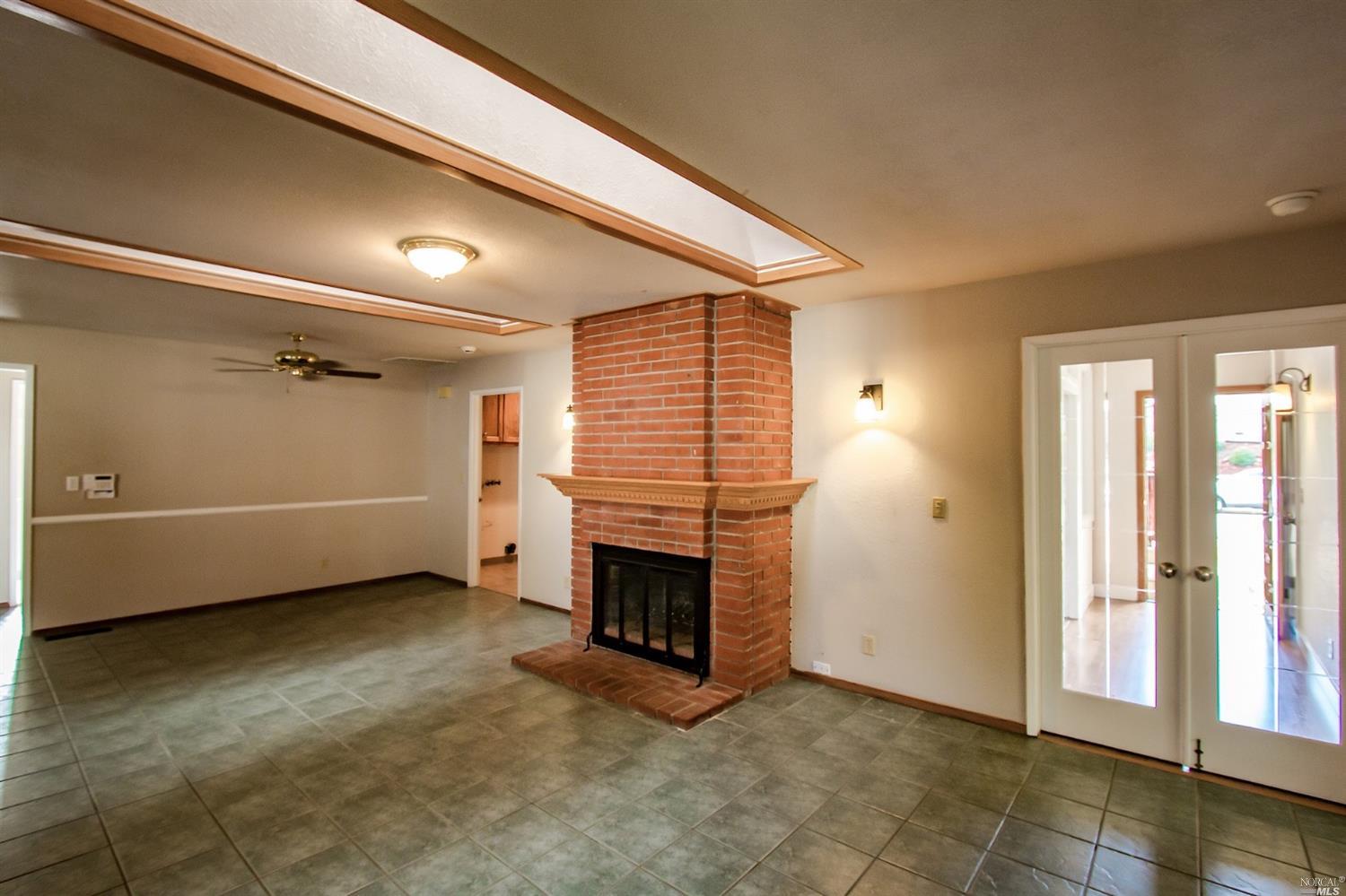 588 Brunswick Dr, Vallejo, CA 94591 photo 9