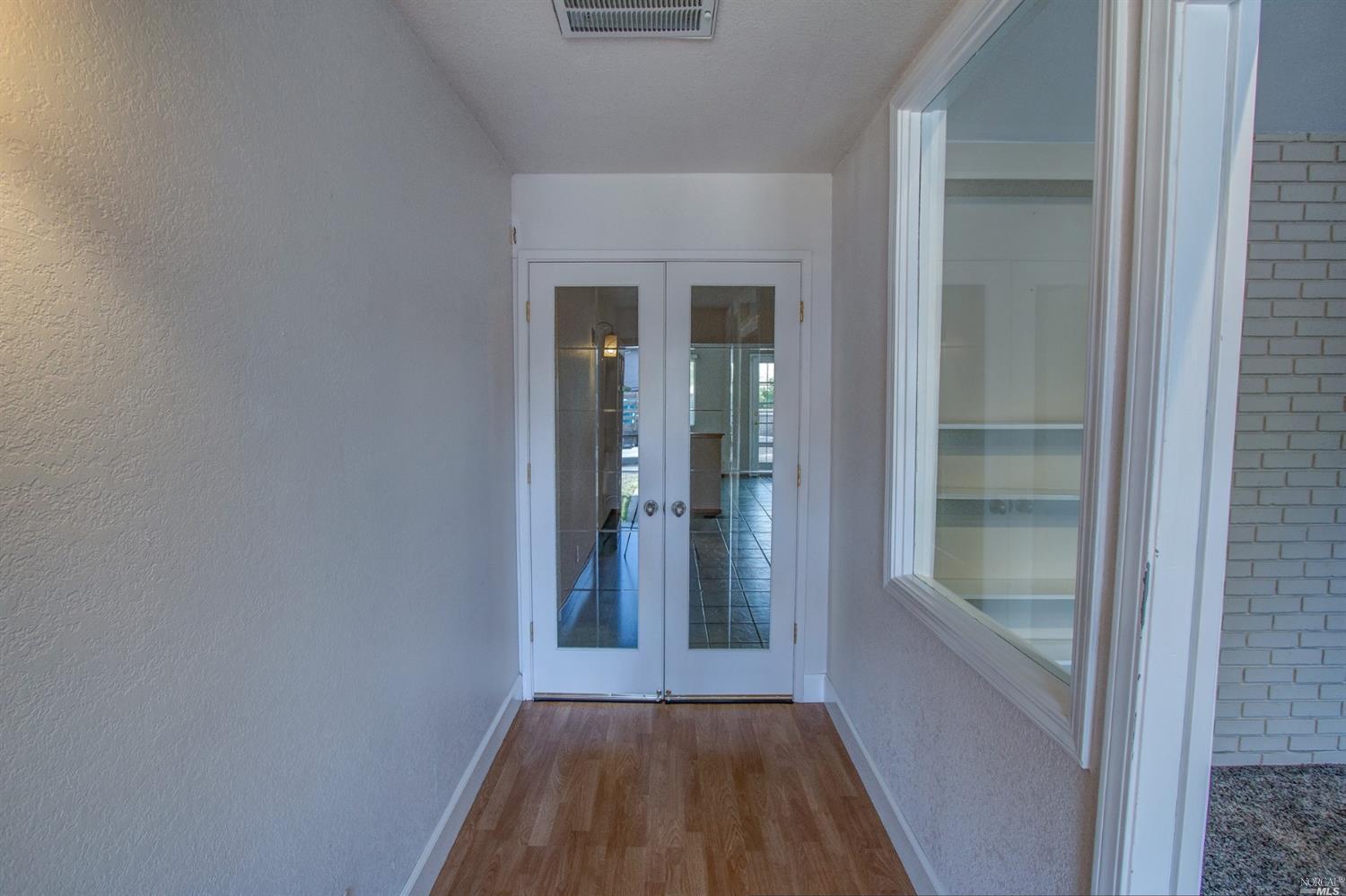 588 Brunswick Dr, Vallejo, CA 94591 photo 4