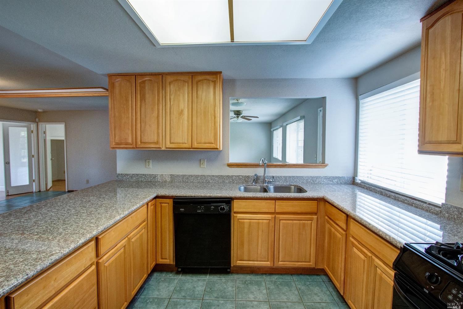 588 Brunswick Dr, Vallejo, CA 94591 photo 13