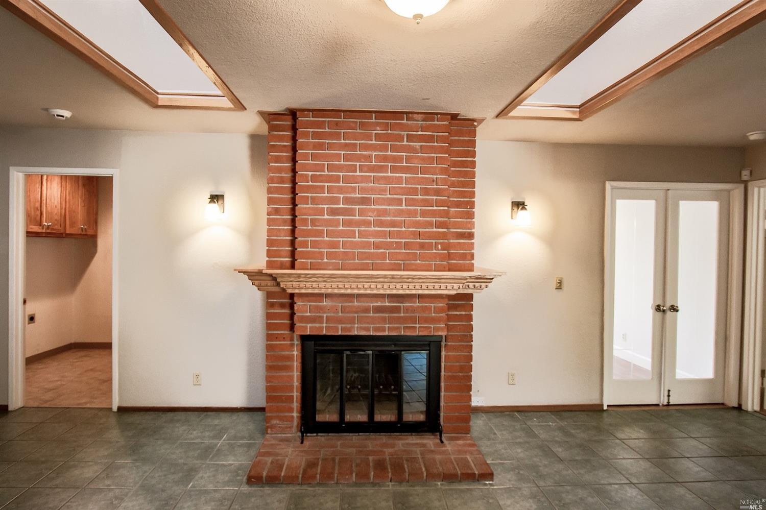 588 Brunswick Dr, Vallejo, CA 94591 photo 11