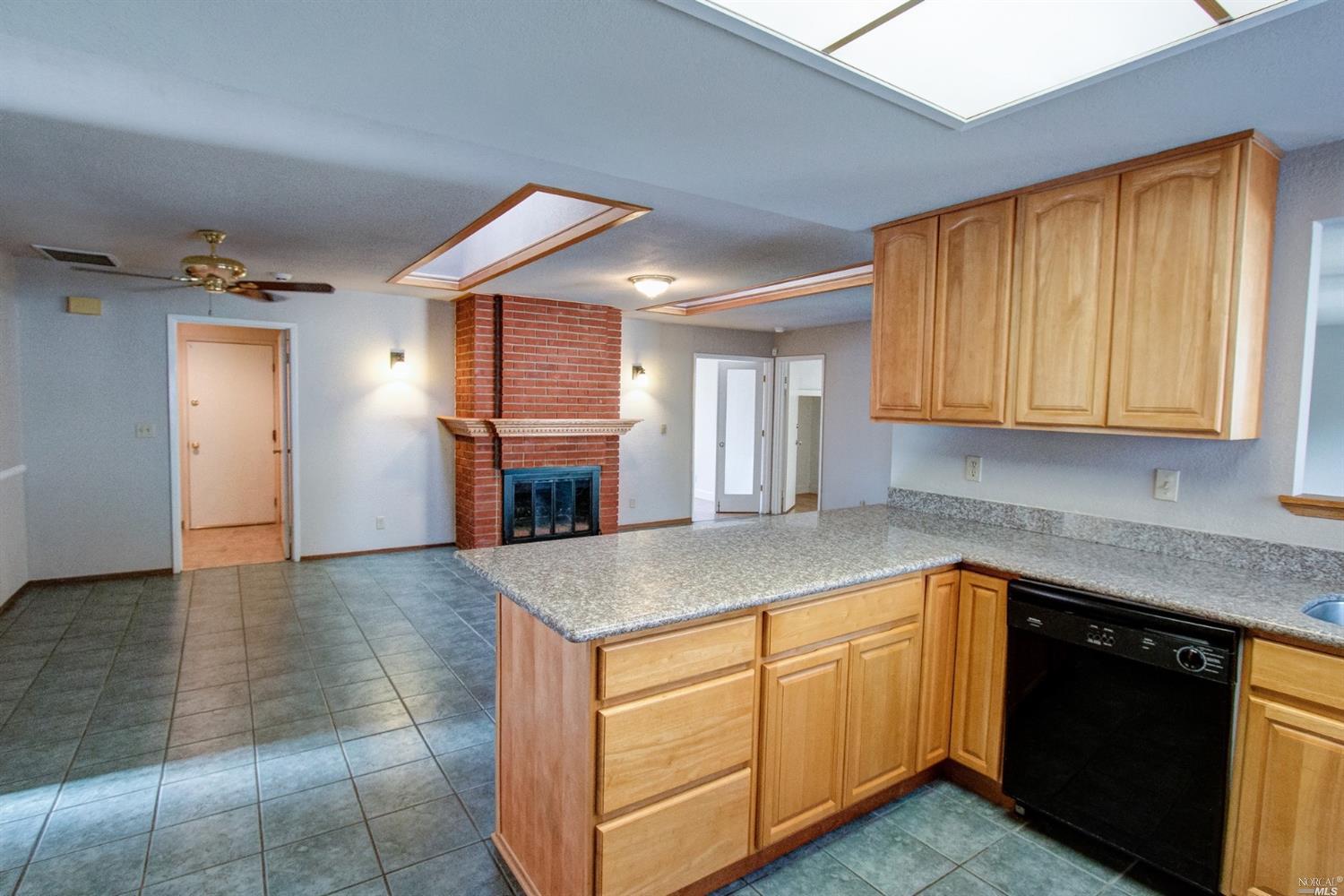 588 Brunswick Dr, Vallejo, CA 94591 photo 12