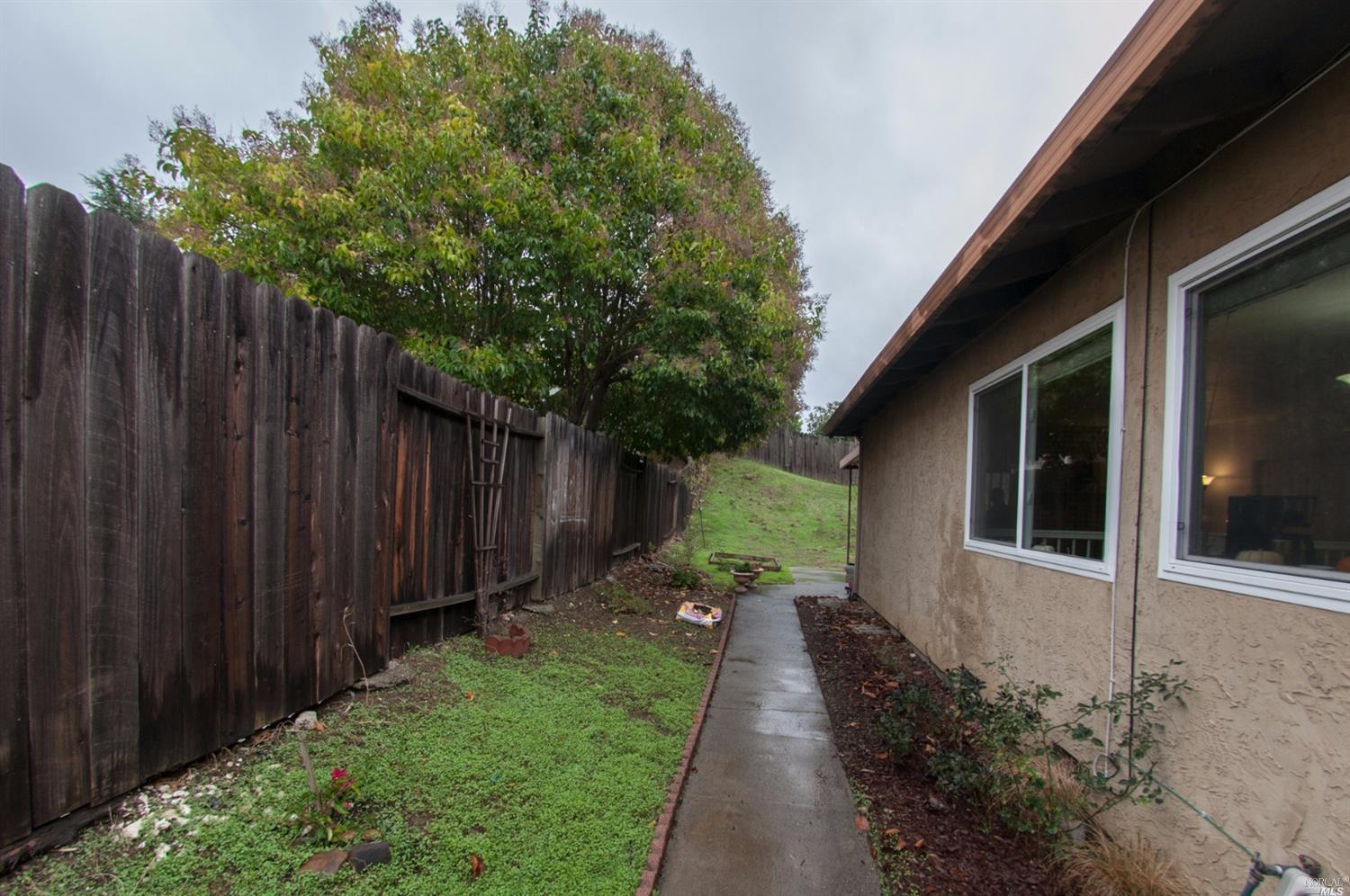 101 Essex Ct, Vallejo, CA 94591 photo 19