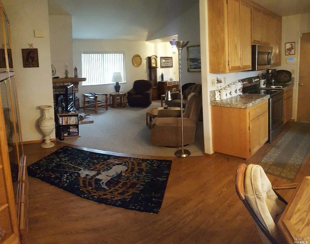 19 Gilbert Way, Cotati, CA 94931 photo 3