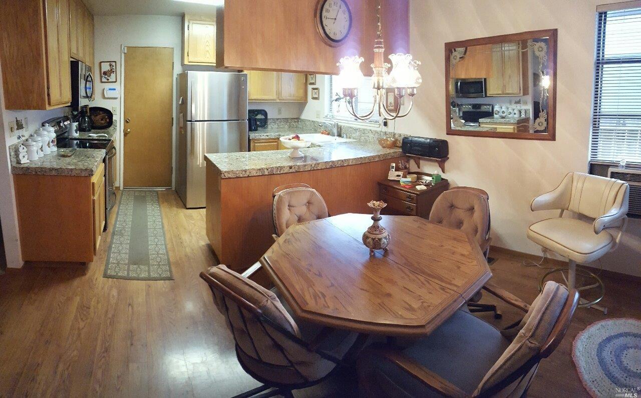 19 Gilbert Way, Cotati, CA 94931 photo 5