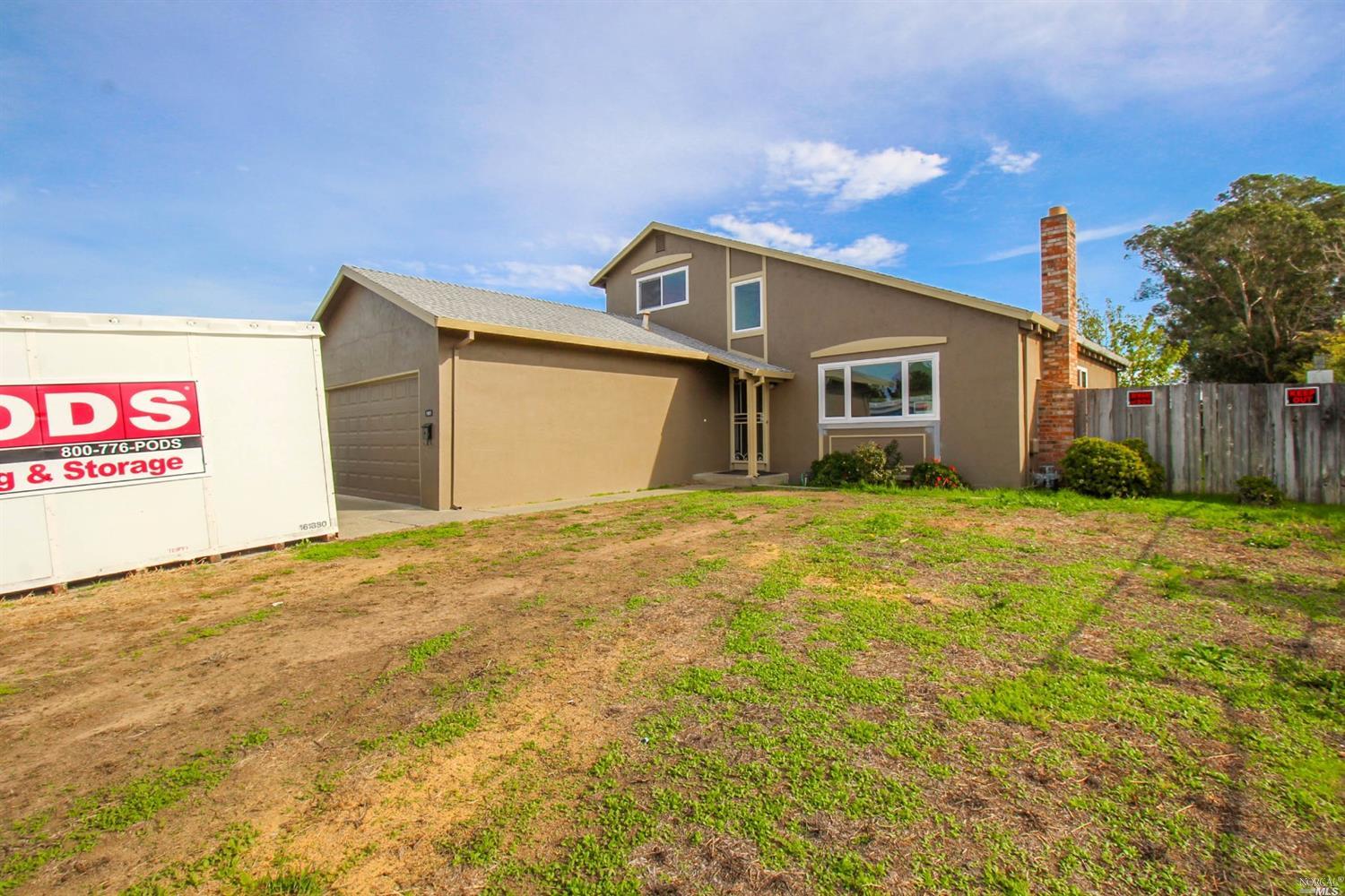 1081 Mockingbird Ln, Fairfield, CA 94533 photo 2