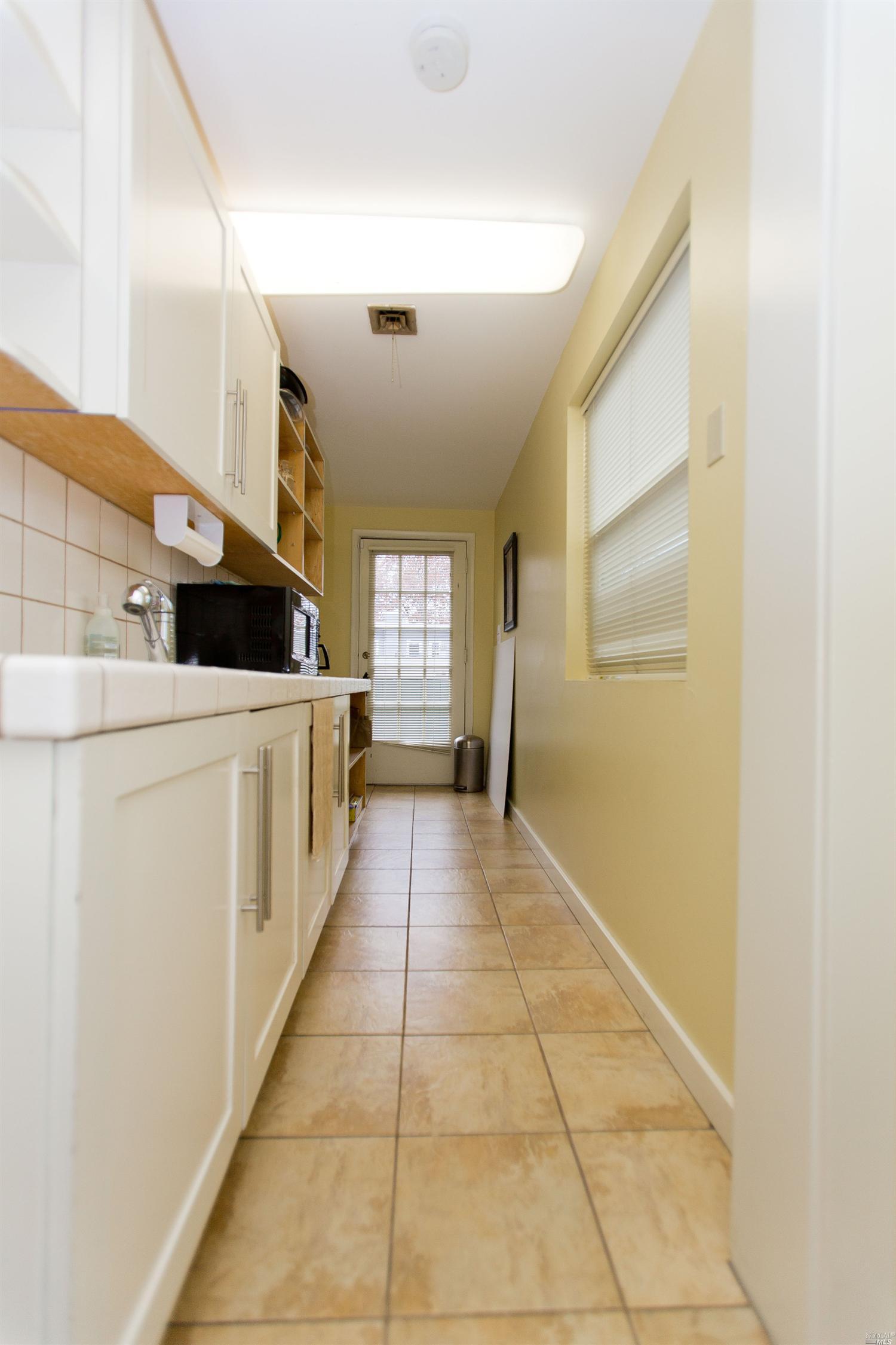 1801 Oak St, Napa, CA 94559 photo 15