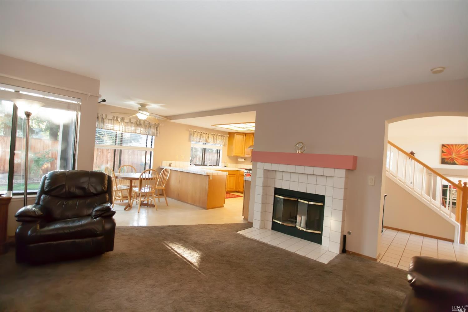 412 Foxwood Ct, Windsor, CA 95492 photo 11