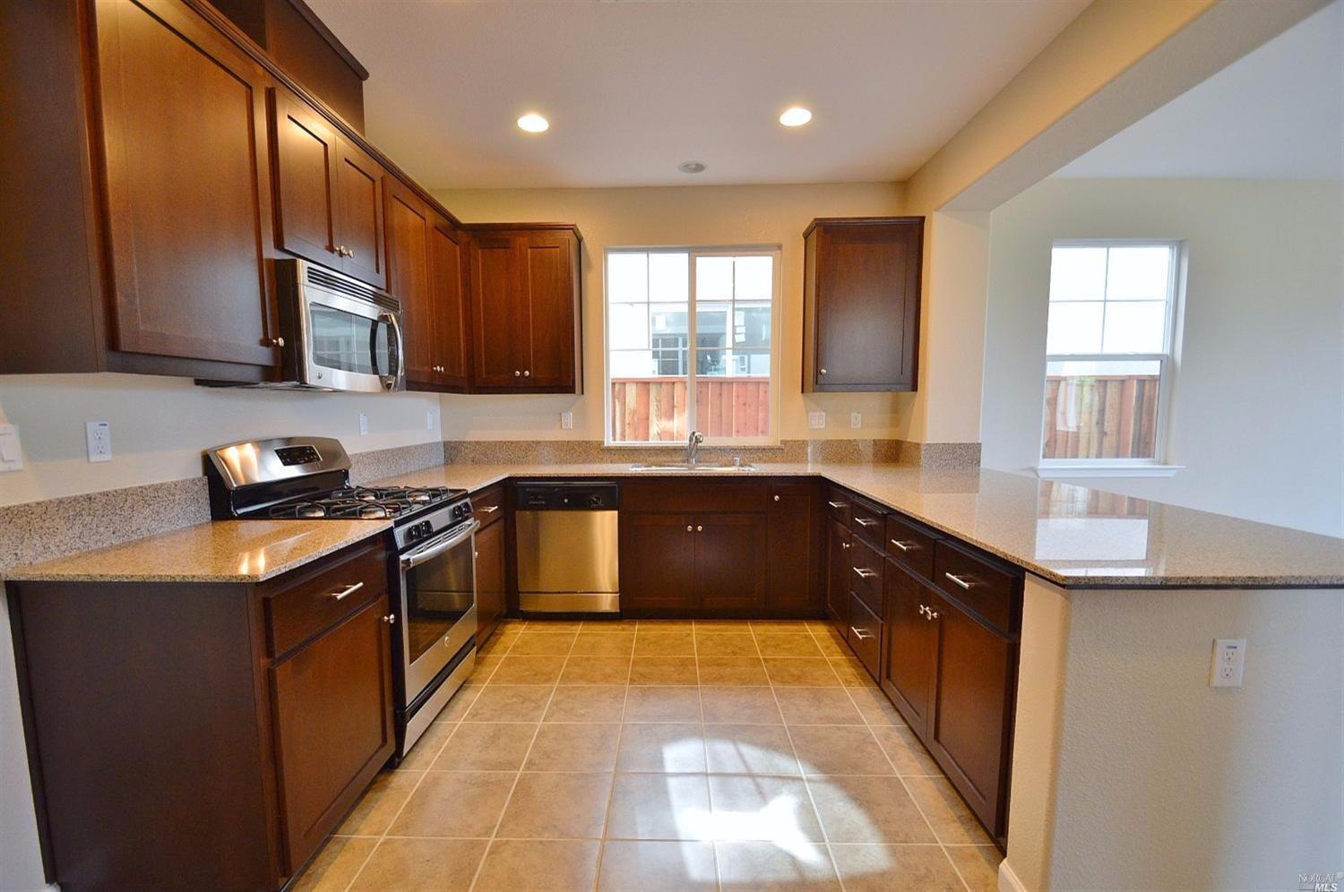 1174 Azevedo Ranch Rd, Vallejo, CA 94591 photo 3