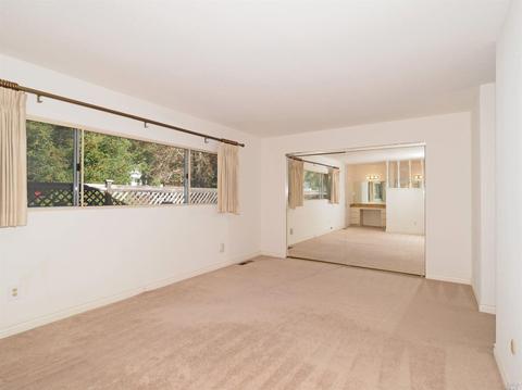1137 Hillside Dr, Healdsburg, CA 95448 photo 12