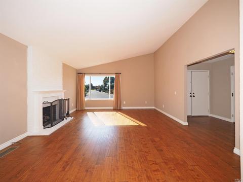 1137 Hillside Dr, Healdsburg, CA 95448 photo 6