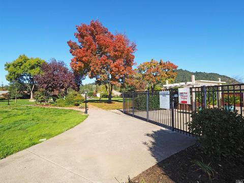 1137 Hillside Dr, Healdsburg, CA 95448 photo 26