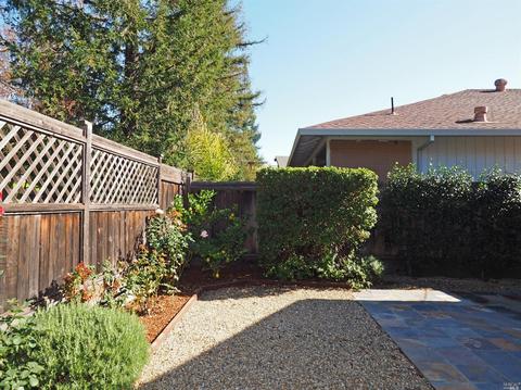 1137 Hillside Dr, Healdsburg, CA 95448 photo 19