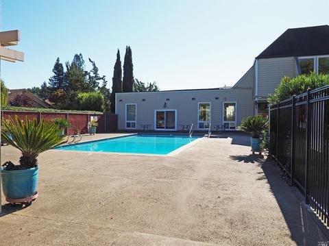 1137 Hillside Dr, Healdsburg, CA 95448 photo 27