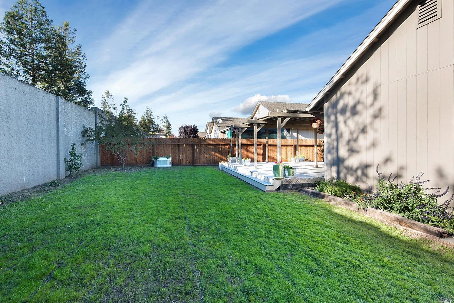 7885 Dove Ln, Windsor, CA 95492 photo 24