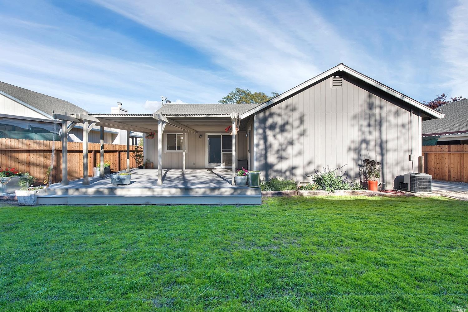 7885 Dove Ln, Windsor, CA 95492 photo 22
