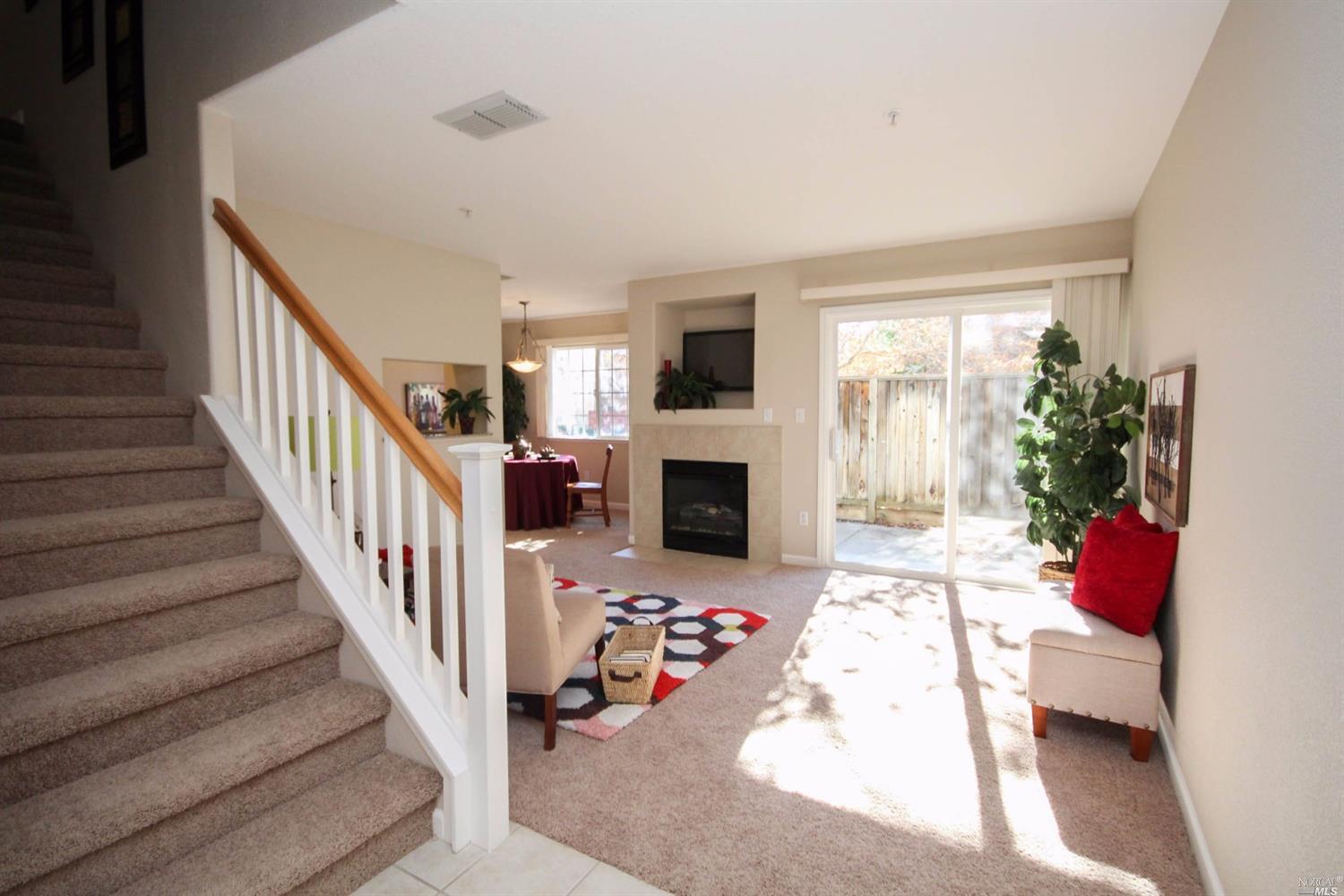 153 Sutherlin Ln, Fairfield, CA 94534 photo 4