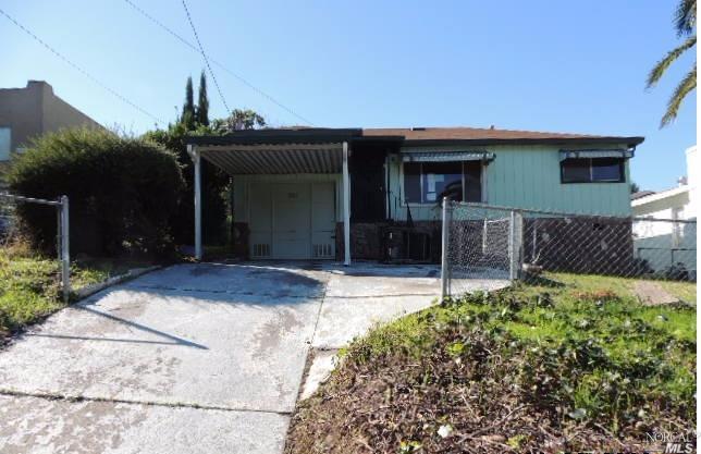 551 5th St, Vallejo, CA 94590 photo 1