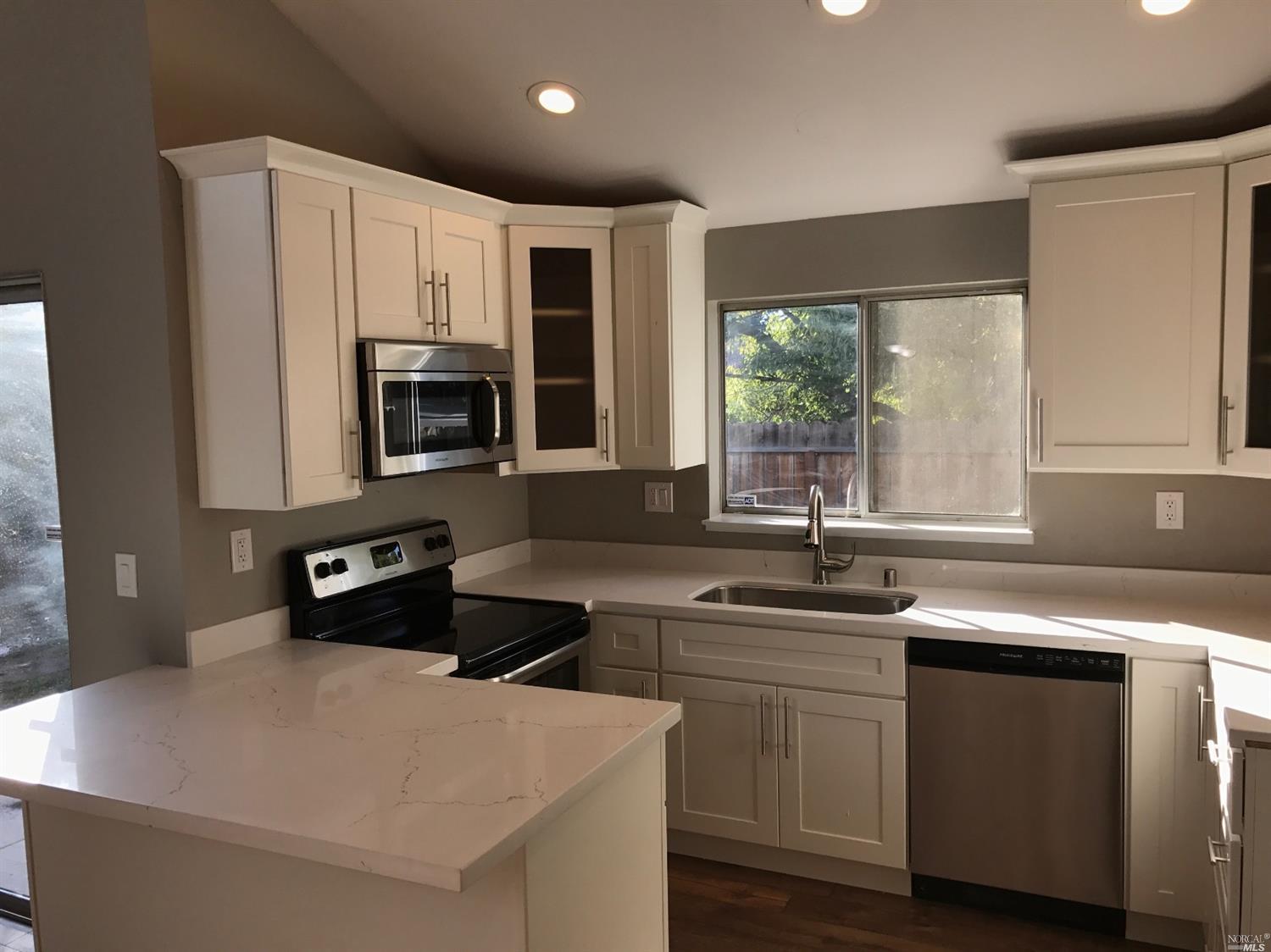 118 Stageline Ct, Vallejo, CA 94591 photo 5