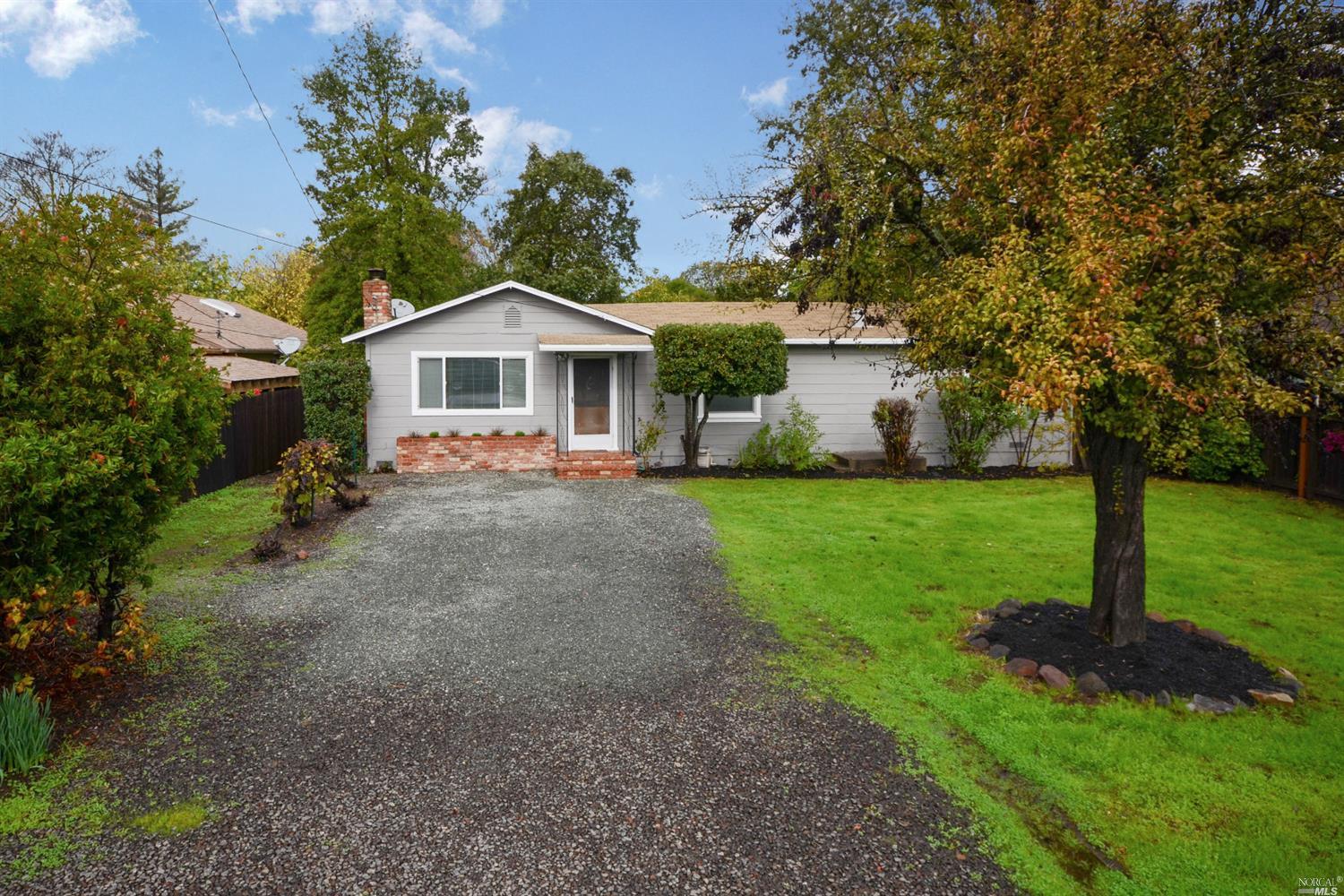 929 Arbor Ave, Sonoma, CA 95476 photo 3