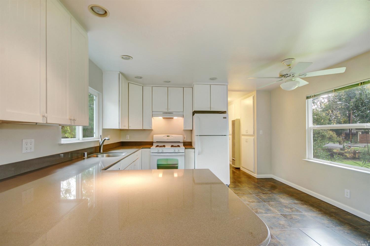 929 Arbor Ave, Sonoma, CA 95476 photo 8