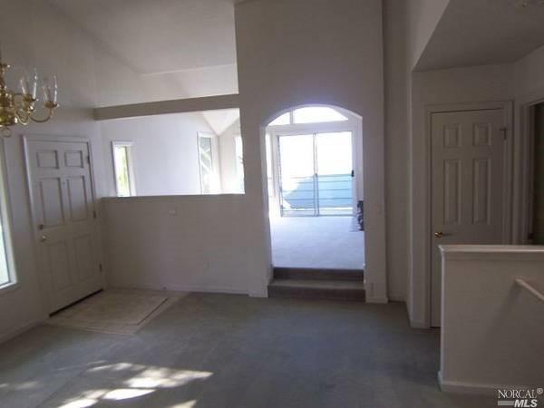 2127 Stonefield Ln, Santa Rosa, CA 95403 photo 2