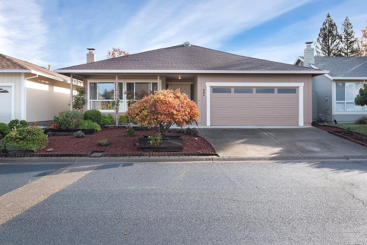224 Prune Tree Dr, Healdsburg, CA 95448 photo 1