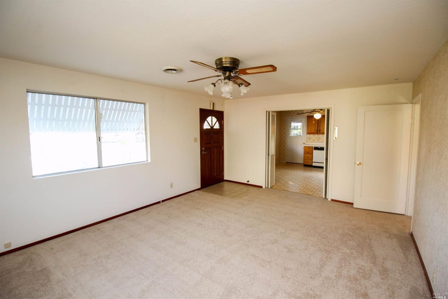 219 Jackson St, Fairfield, CA 94533 photo 6
