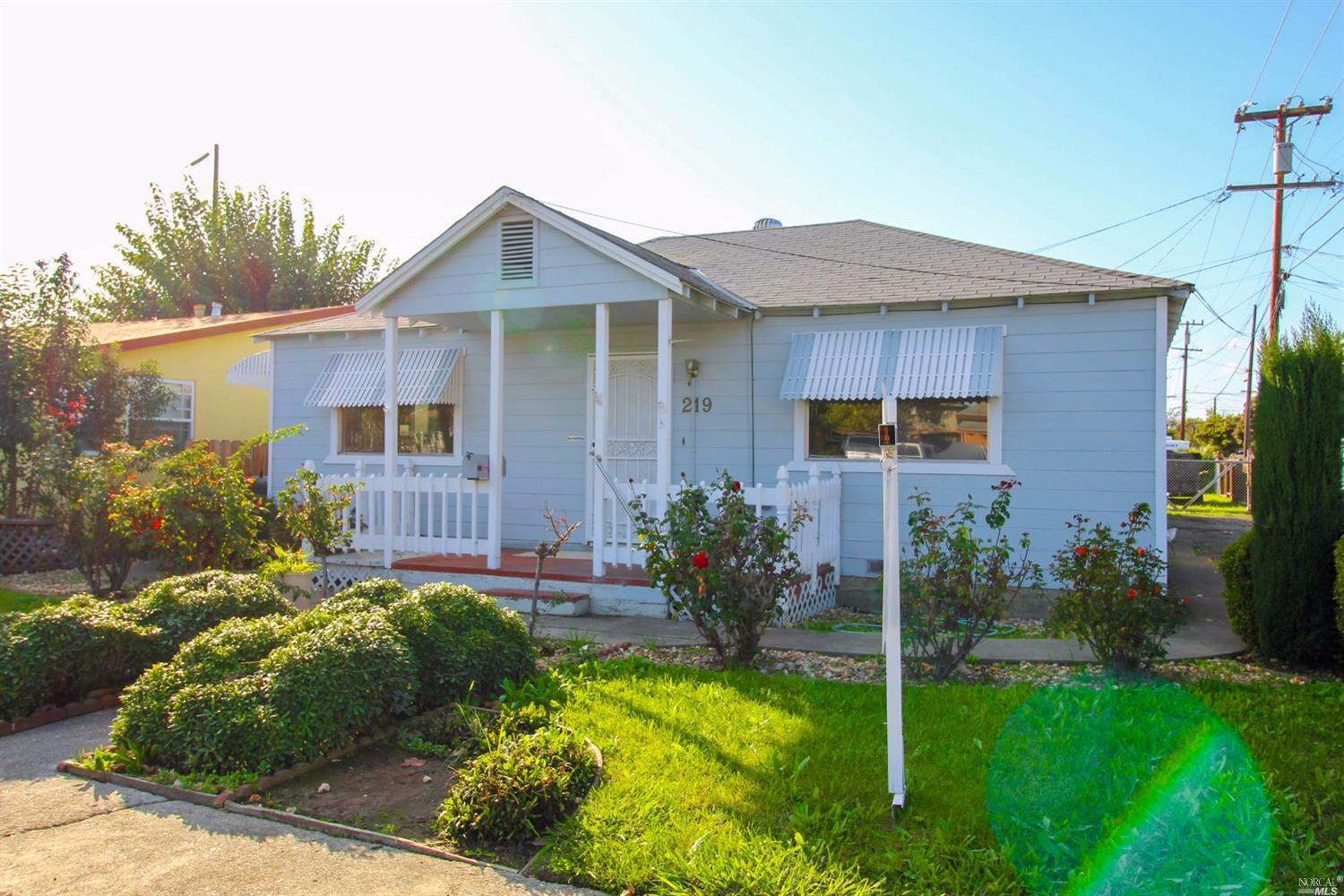 219 Jackson St, Fairfield, CA 94533 photo 3