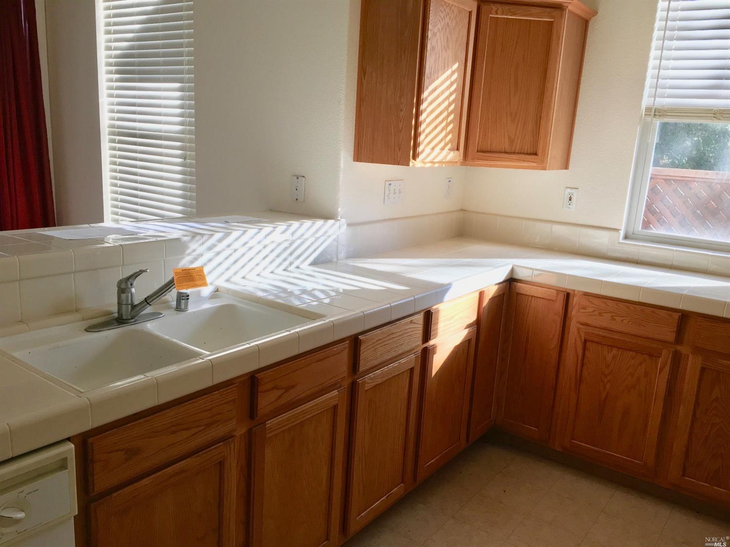 8922 Oakfield Ln, Windsor, CA 95492 photo 21