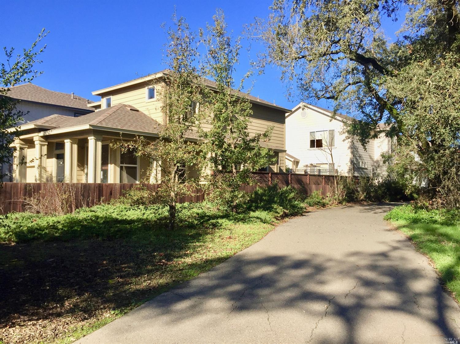8922 Oakfield Ln, Windsor, CA 95492 photo 10