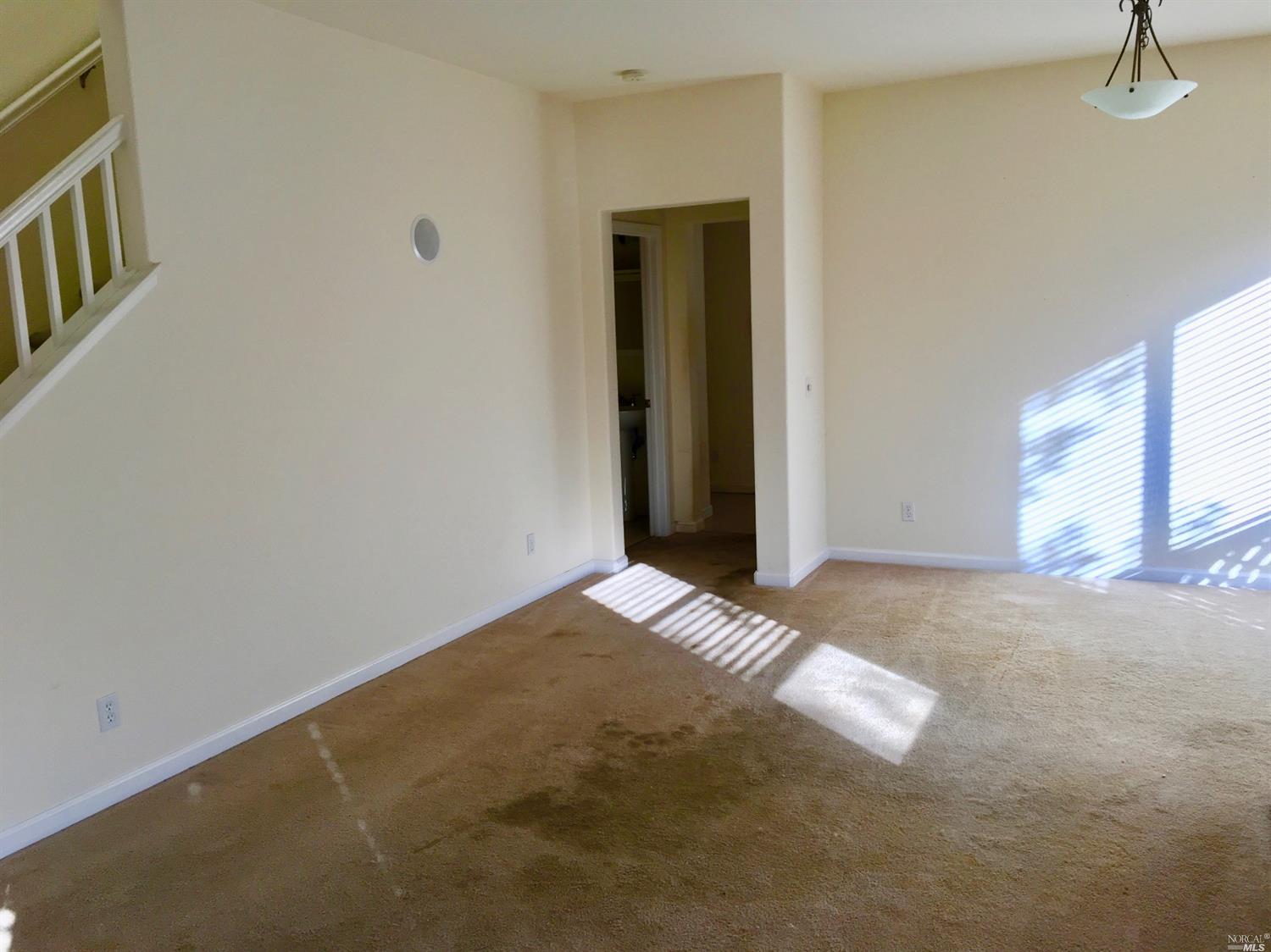 8922 Oakfield Ln, Windsor, CA 95492 photo 13