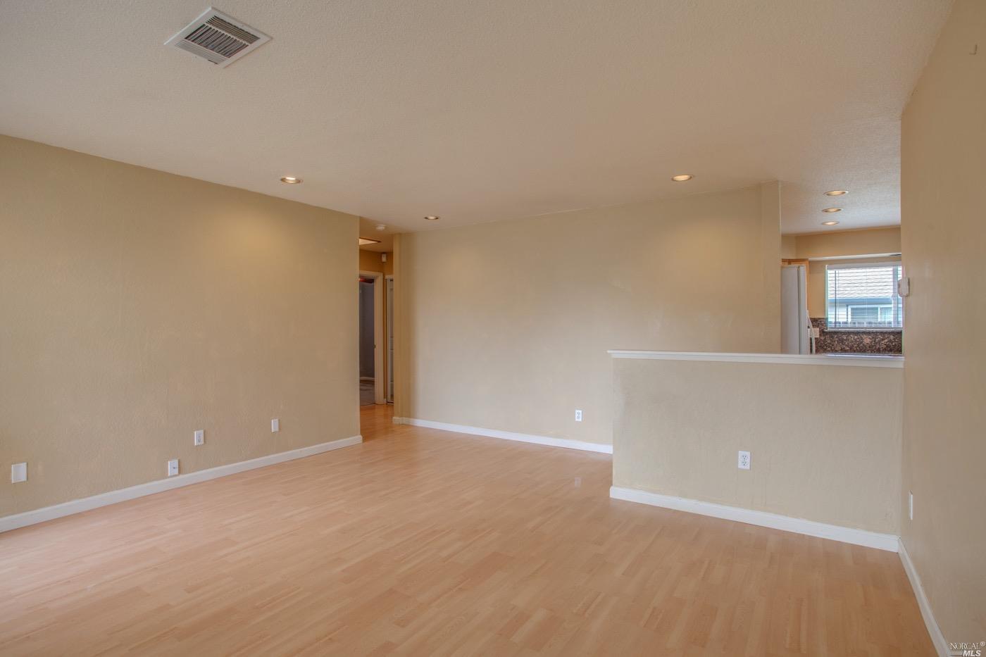1729 Arguello Ct, Fairfield, CA 94534 photo 3