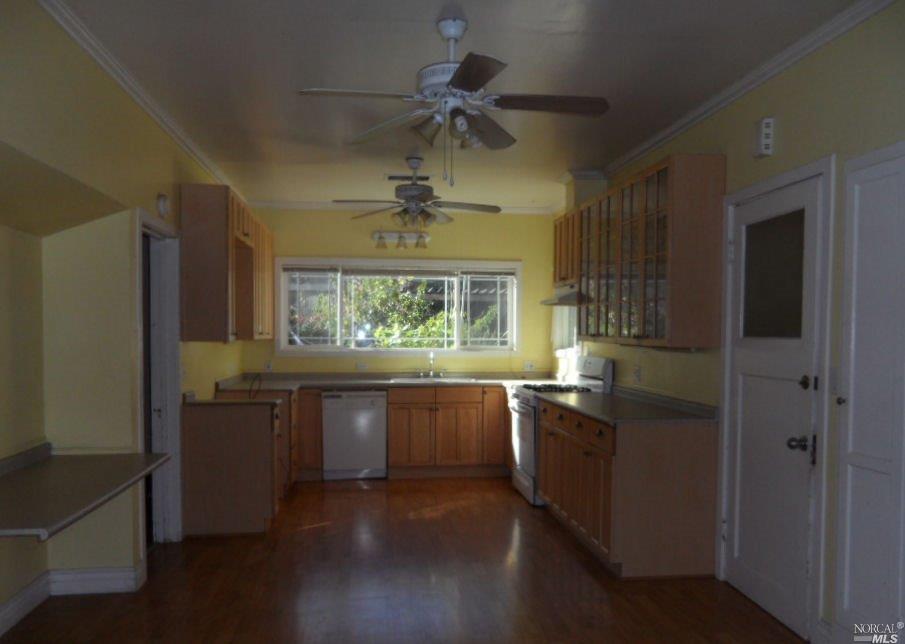 502 N Pine St, Ukiah, CA 95482 photo 2