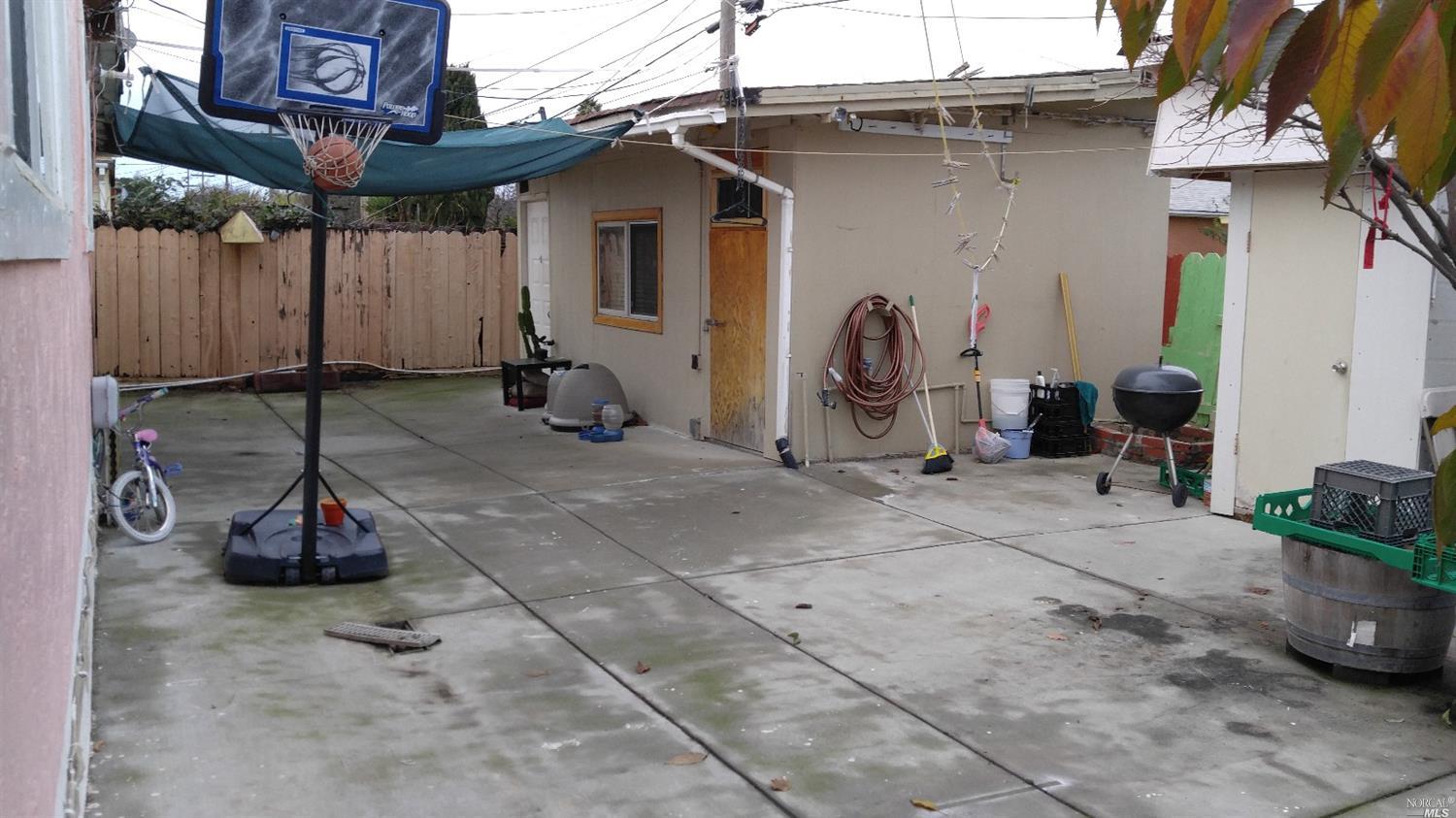 132 Rounds St, Vallejo, CA 94589 photo 14