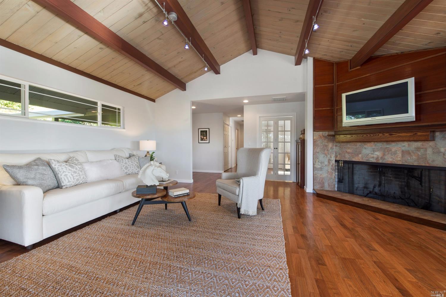 Undisclosed, Sonoma, CA 95476 photo 5