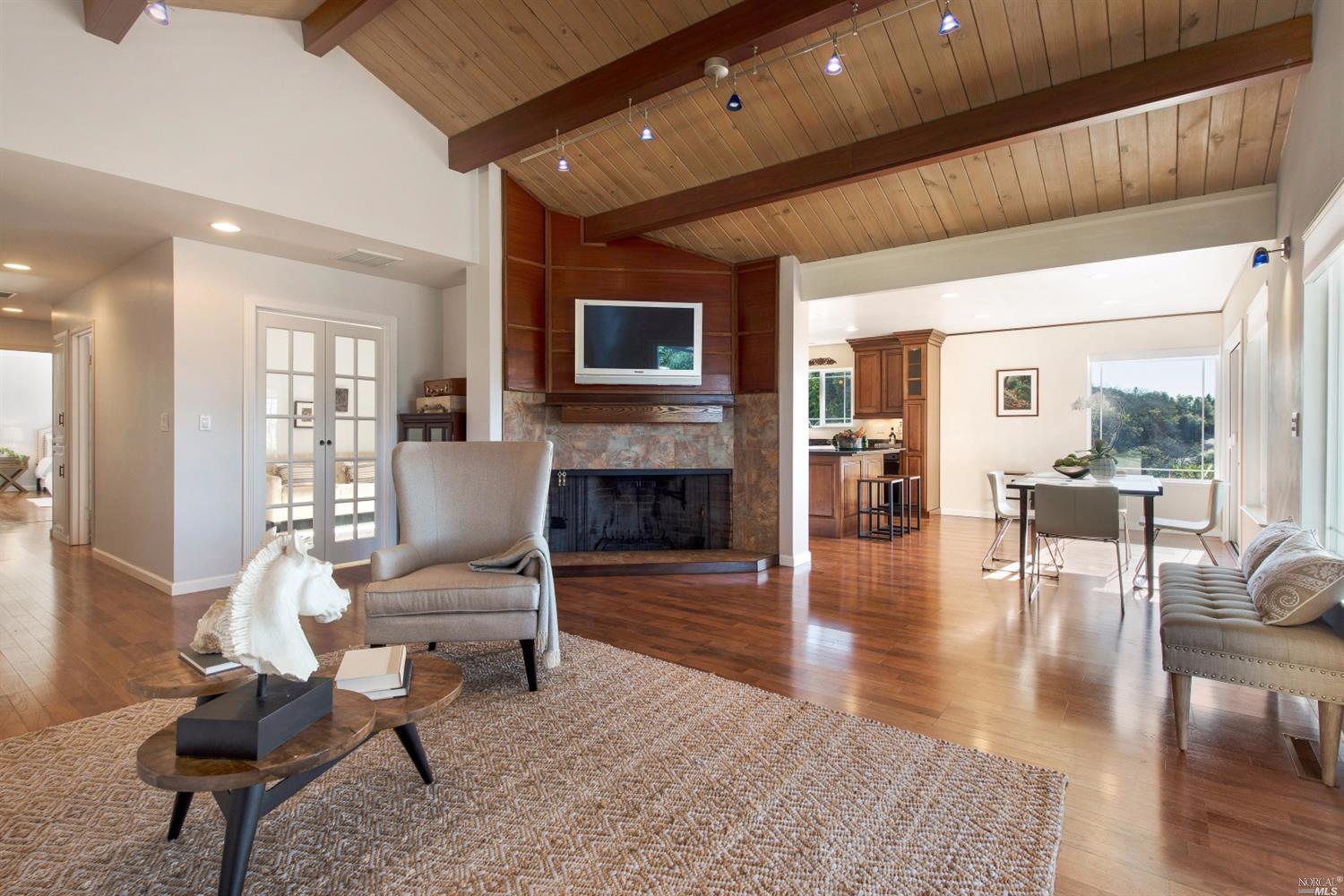 Undisclosed, Sonoma, CA 95476 photo 4