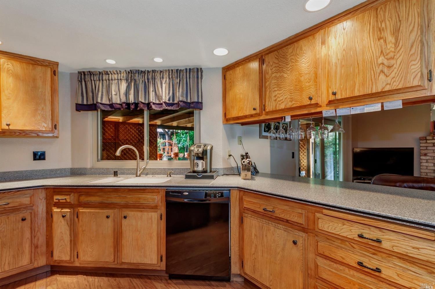 536 Silverado Cir, Fairfield, CA 94534 photo 7