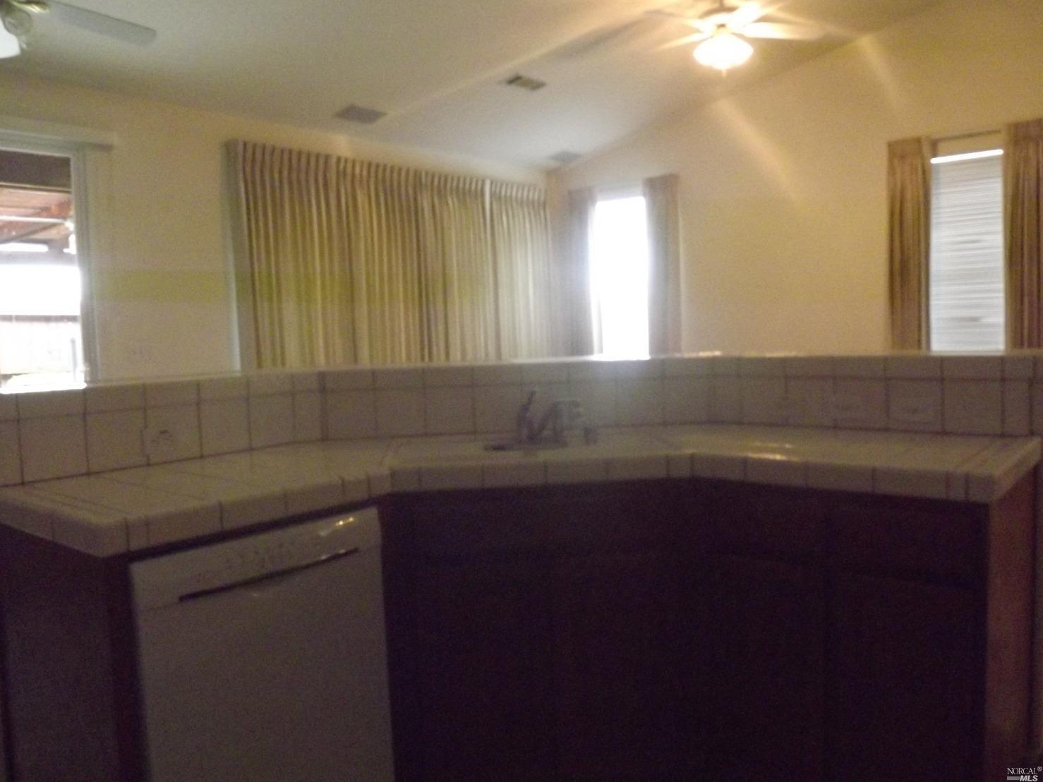 6653 Sawgrass Ln, Vallejo, CA 94591 photo 9