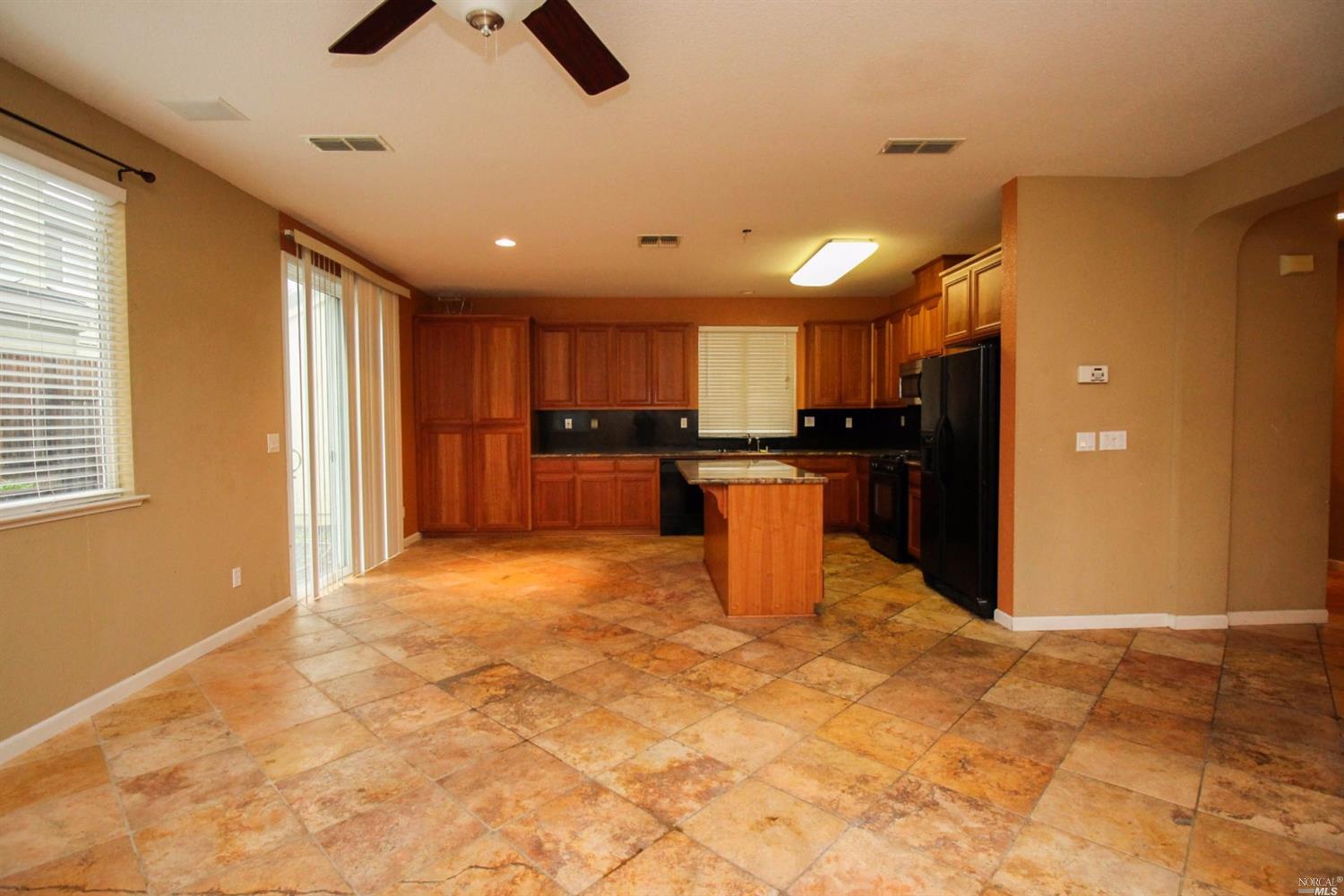 717 Greentree Cir, Fairfield, CA 94534 photo 15
