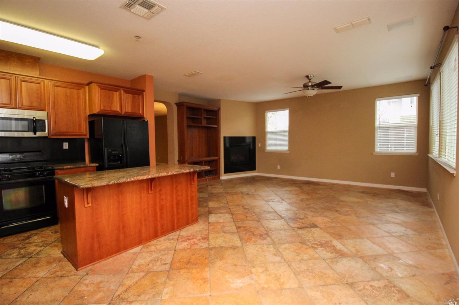 717 Greentree Cir, Fairfield, CA 94534 photo 17