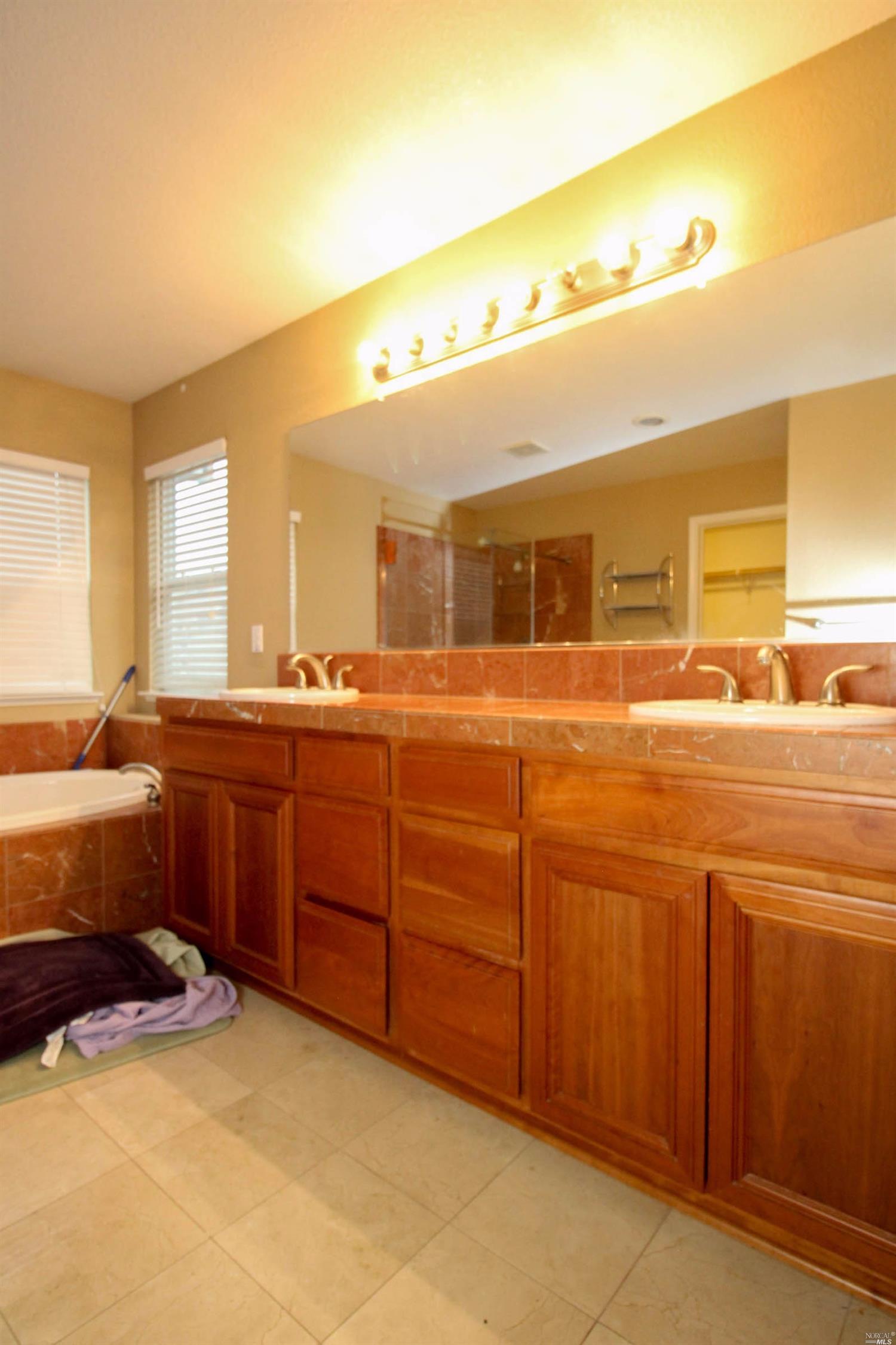 717 Greentree Cir, Fairfield, CA 94534 photo 39