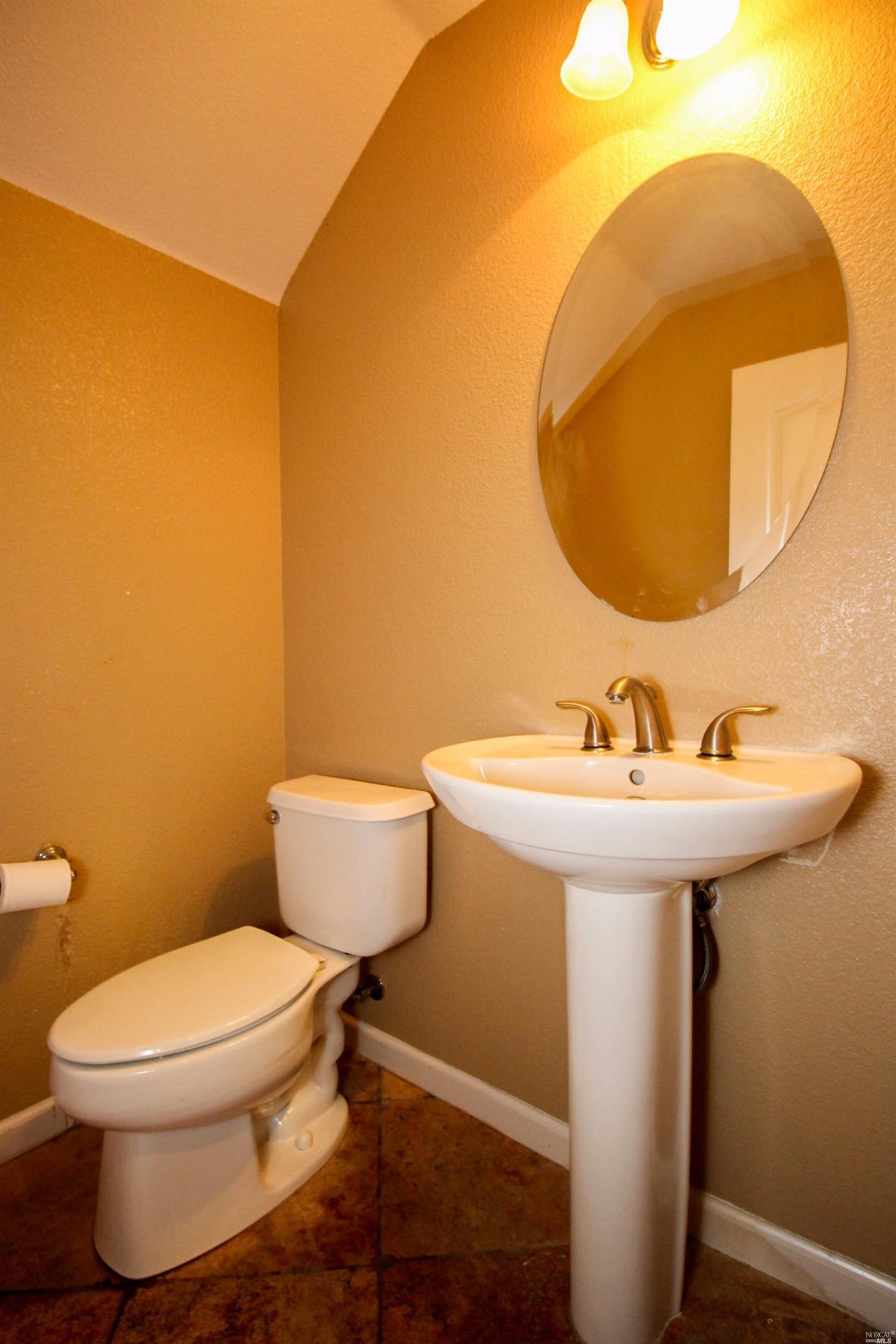 717 Greentree Cir, Fairfield, CA 94534 photo 9