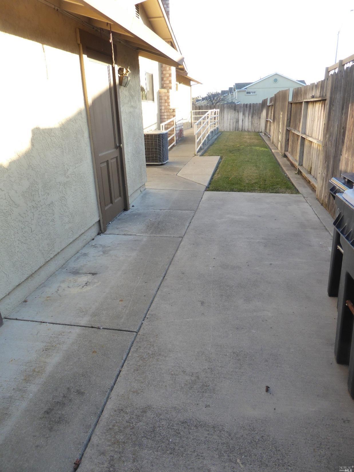 2889 Calaveras Dr, Fairfield, CA 94534 photo 27