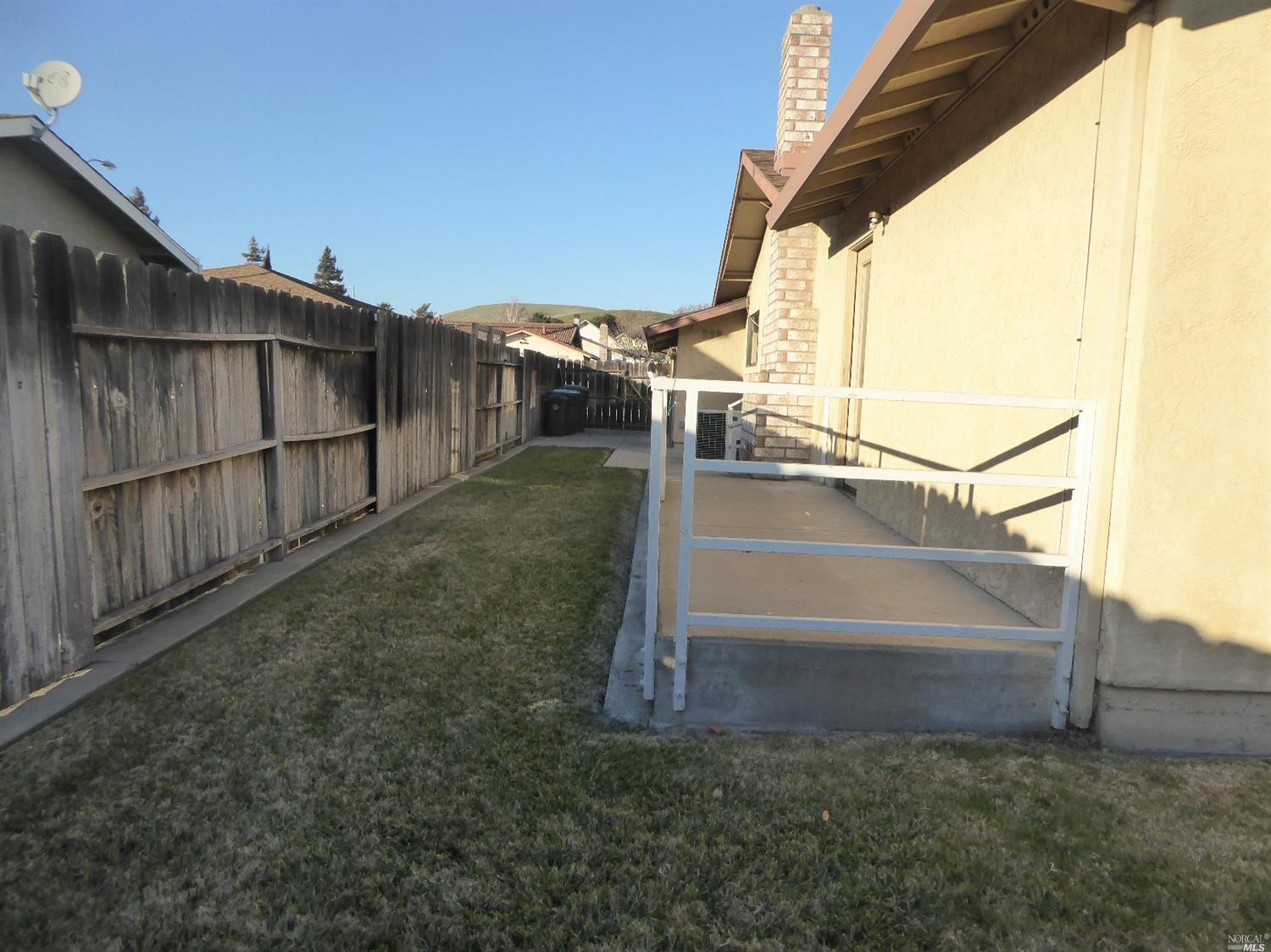 2889 Calaveras Dr, Fairfield, CA 94534 photo 22