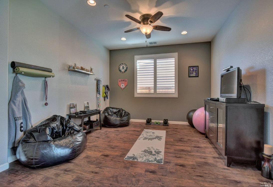 5213 Ralph Moore Ln, Fairfield, CA 94533 photo 5