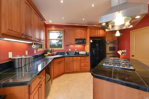 2374 Riverview Dr, Healdsburg, CA 95448 photo 7